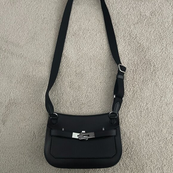 Hermes Handbags - 2024 New Hermes Mini Jypsiere - Noir / PHW - Evercolor New